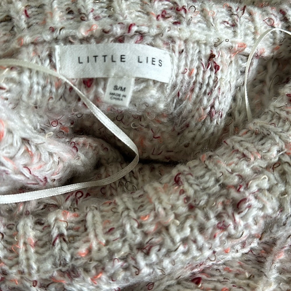 Little Lies S/M, multi color cable knit sweater semi puffy arm, drop shoulder